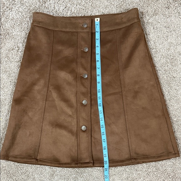 Chaps Brown Vegan Suede Button-Front Mini Skirt SKU1133 - Picture 4 of 10